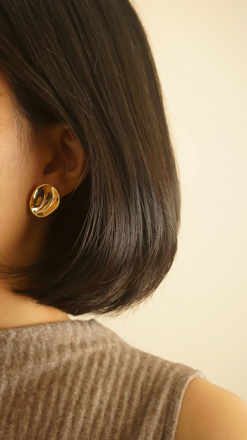 Oval Stud Earrings