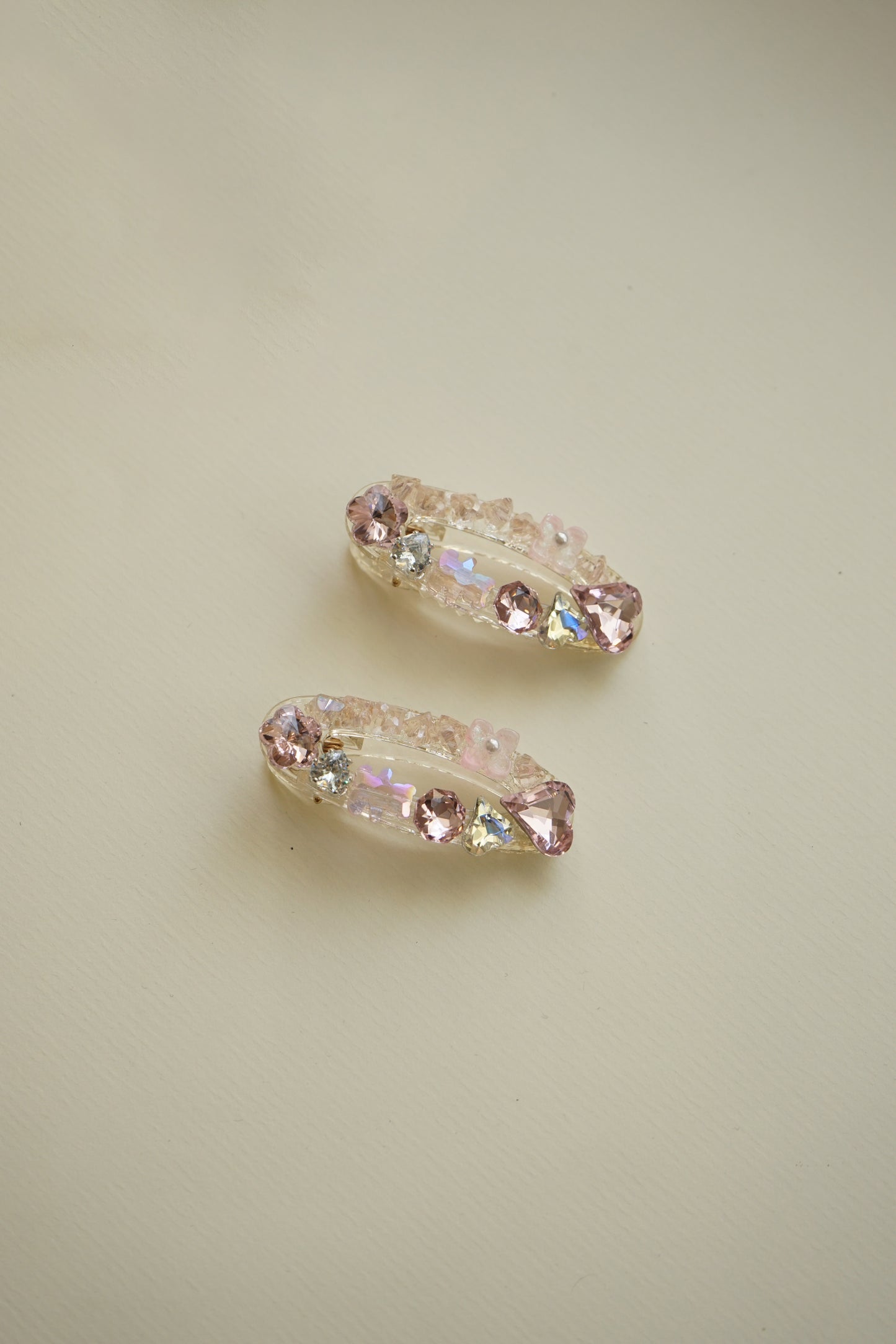 Blush Éclat Hair Pins