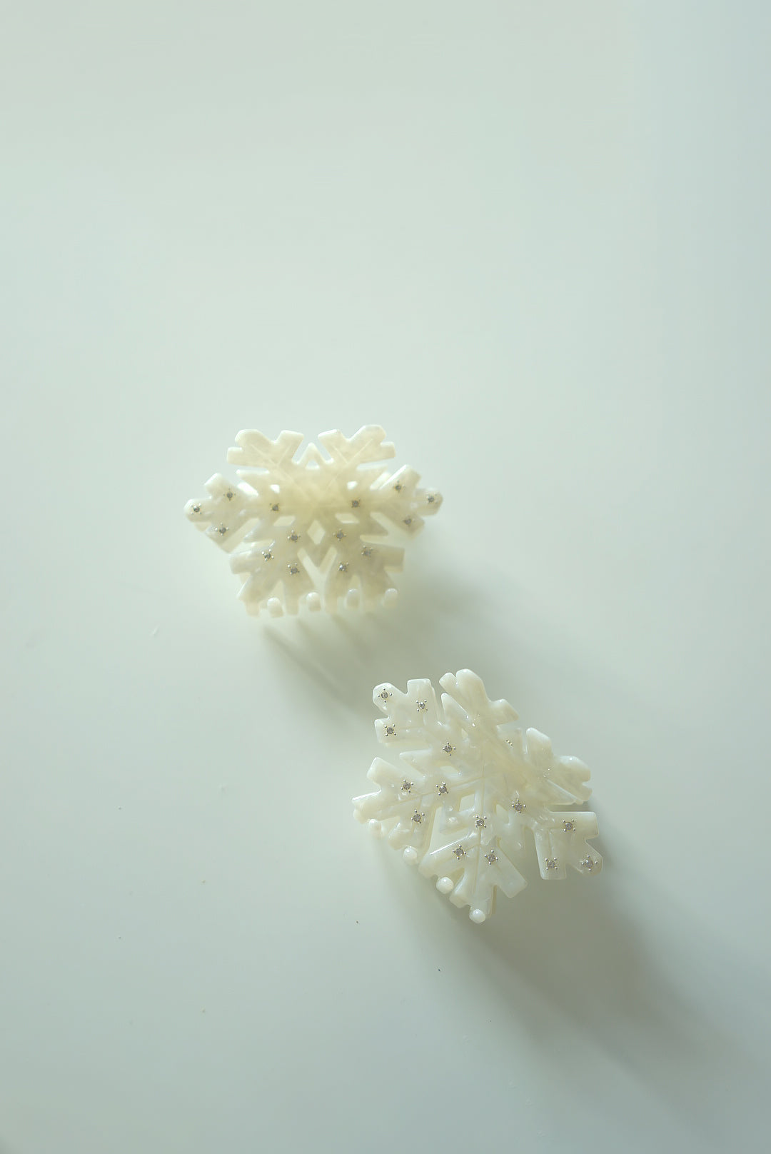 Crystal Flake Claw Clip